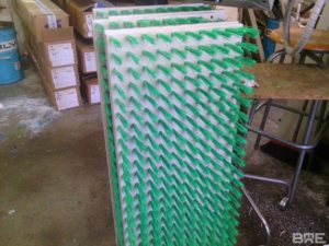 Facilitez la migration des poissons et des anguilles grâce à nos brosses techniques conçues pour les passes à poissons et passes à anguilles. Nos solutions durables et performantes favorisent la biodiversité aquatique.